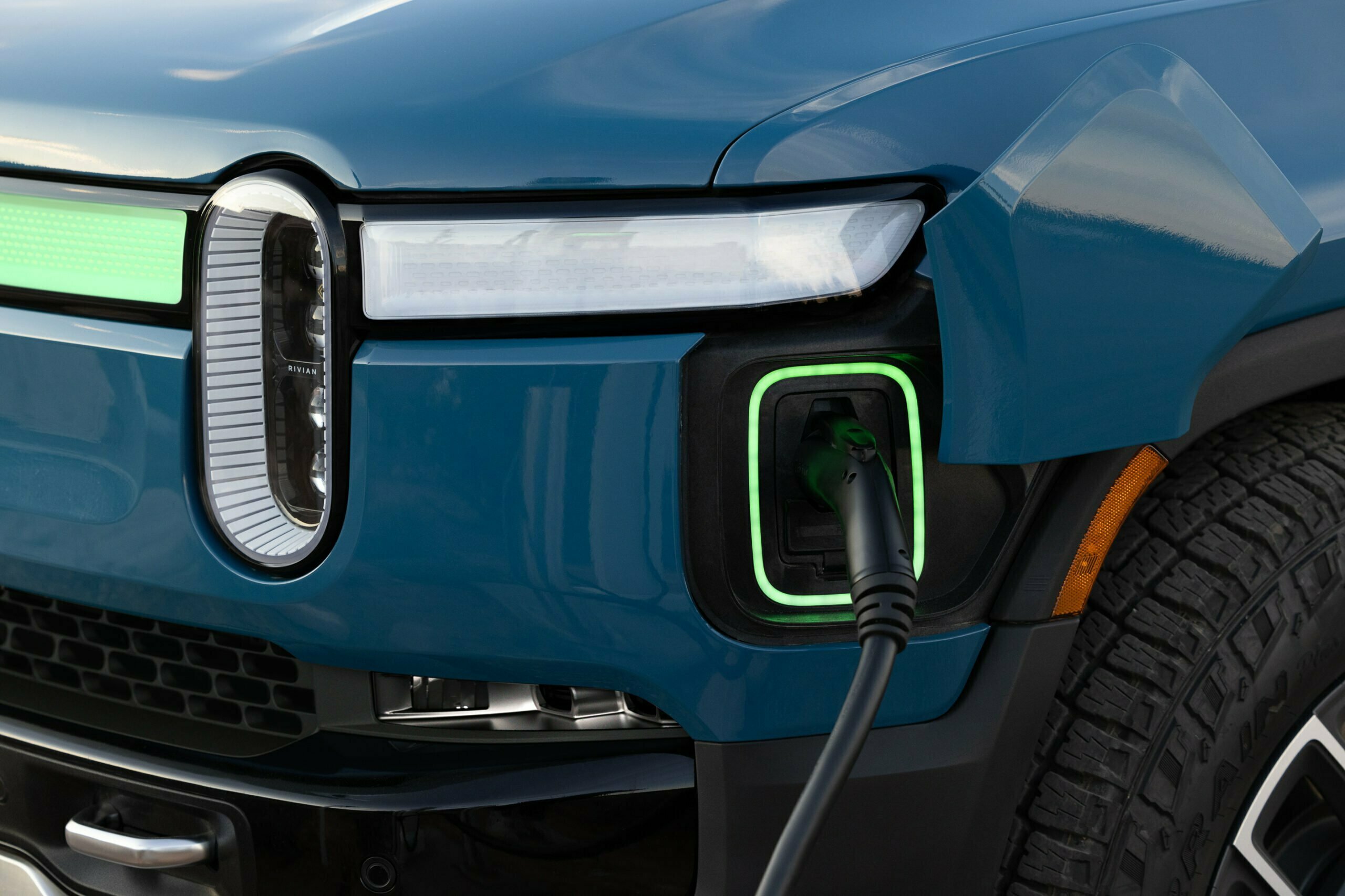 Rivian R1S Electric SUV